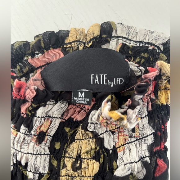Fate size Medium ruffle long sleeve floral chiffon blouse - Picture 4 of 5